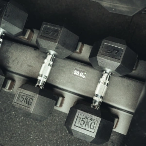 Haltère HEX en fonte avec revêtement en caoutchouc 15 kg - UpForm
