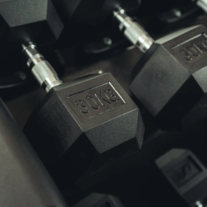 Gumiborítású HEX öntöttvas kézisúlyzó 30 kg - UpForm